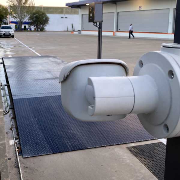 Cámara de reconocimiento en báscula